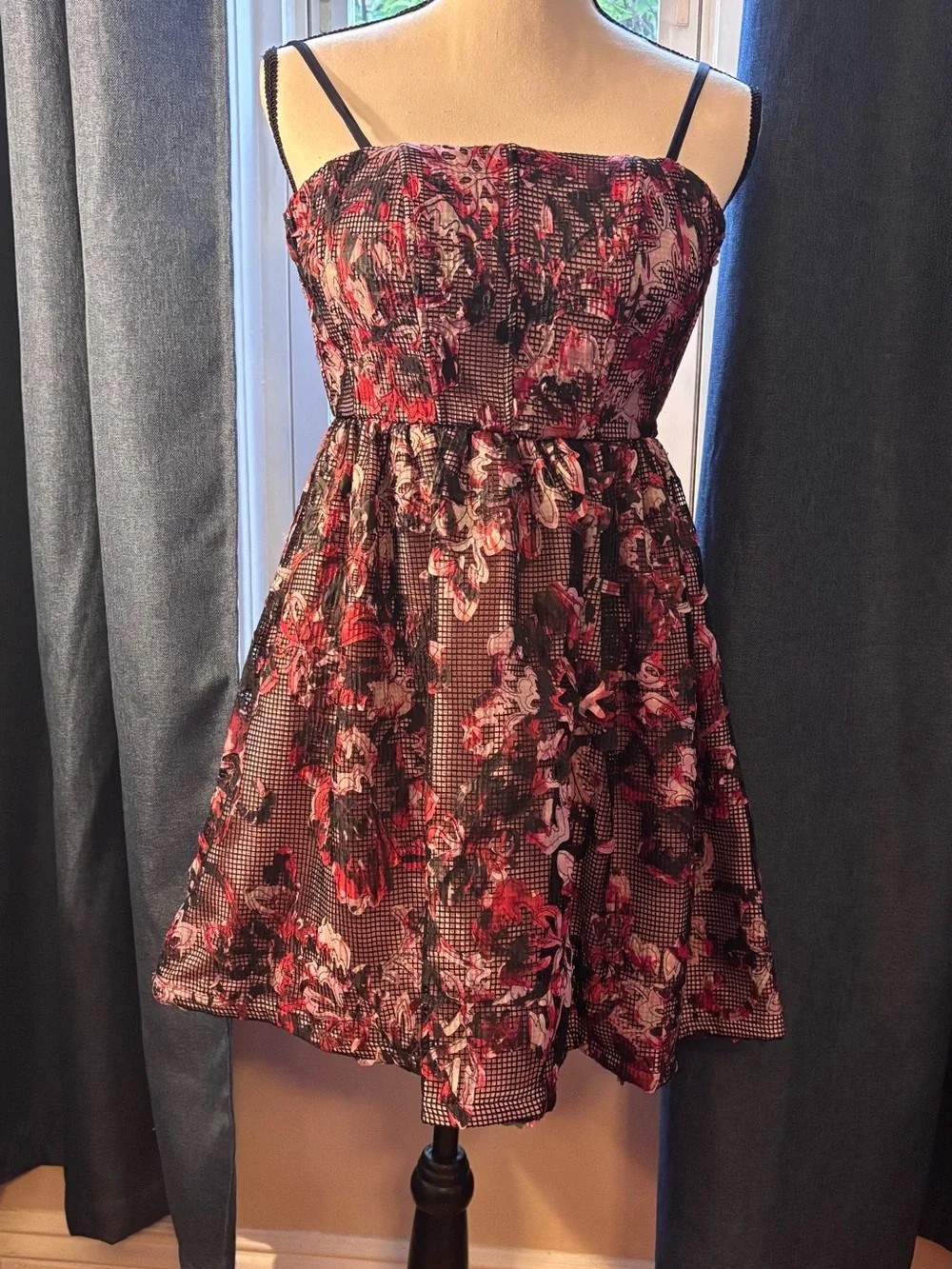 *NWT* Y2K Violet Kay Red and Black Floral Mini Dress with Spaghetti Straps